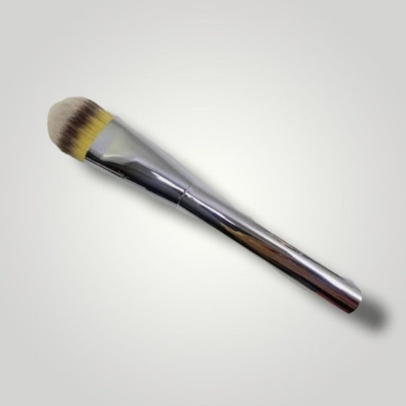 3 IT COSMETICS HEAVENLY LUXE BRUSH SENSITIVE- REGULAR SKIN SEALED FAST FREE S&H - Picture 3 of 12